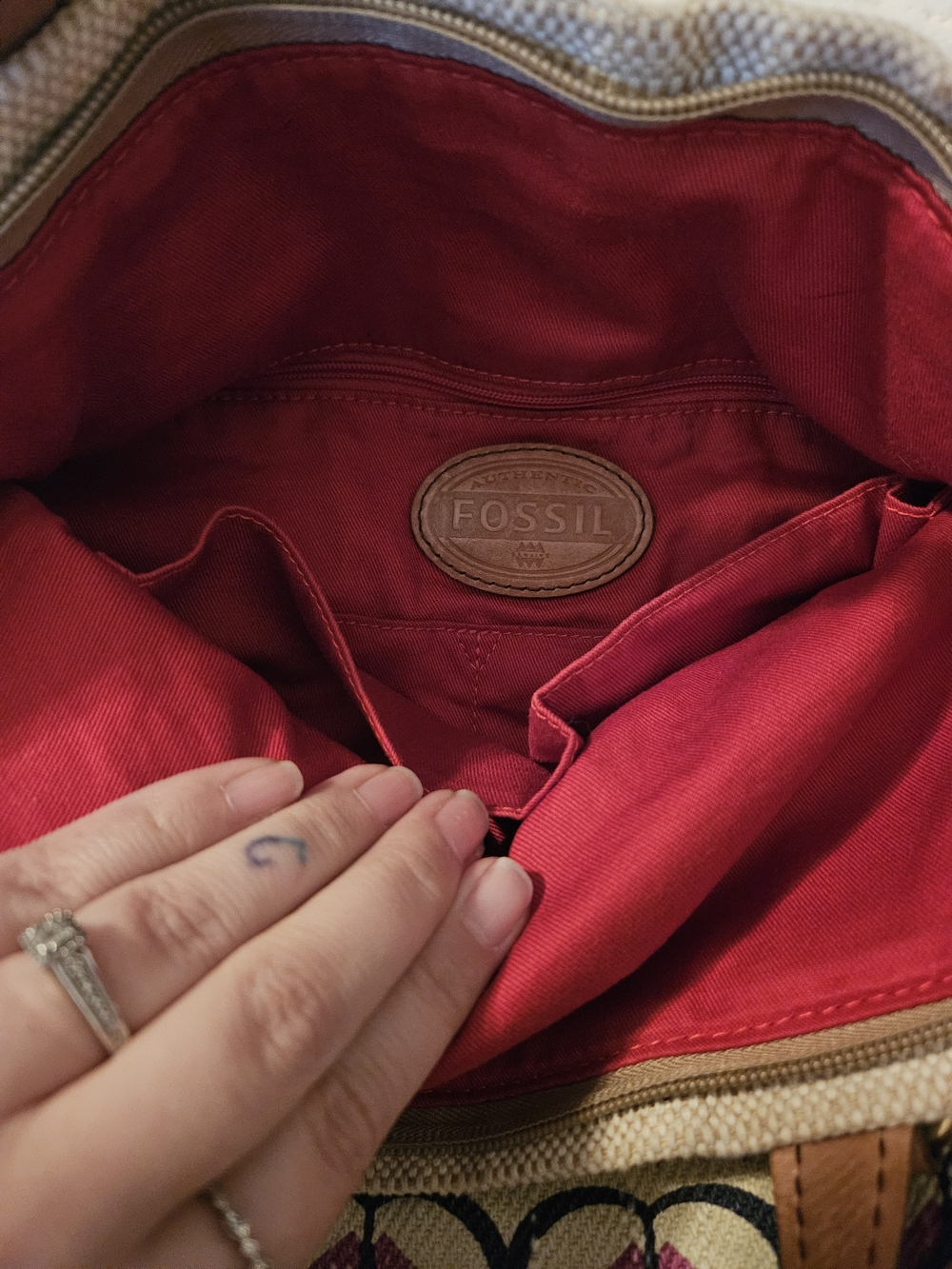 RARE✨️Fossil Fold-Over Explorer Tote-Crossbody - Picture 7 of 11